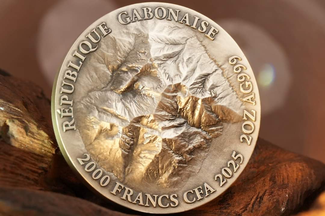 Gabon Flat Earth Theory 2025 HR Antik Color 2oz Silbermünze*