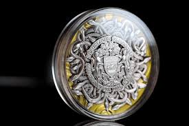 Gabon Medusa The Innocent Victim 2025 3oz Silbermünze HR