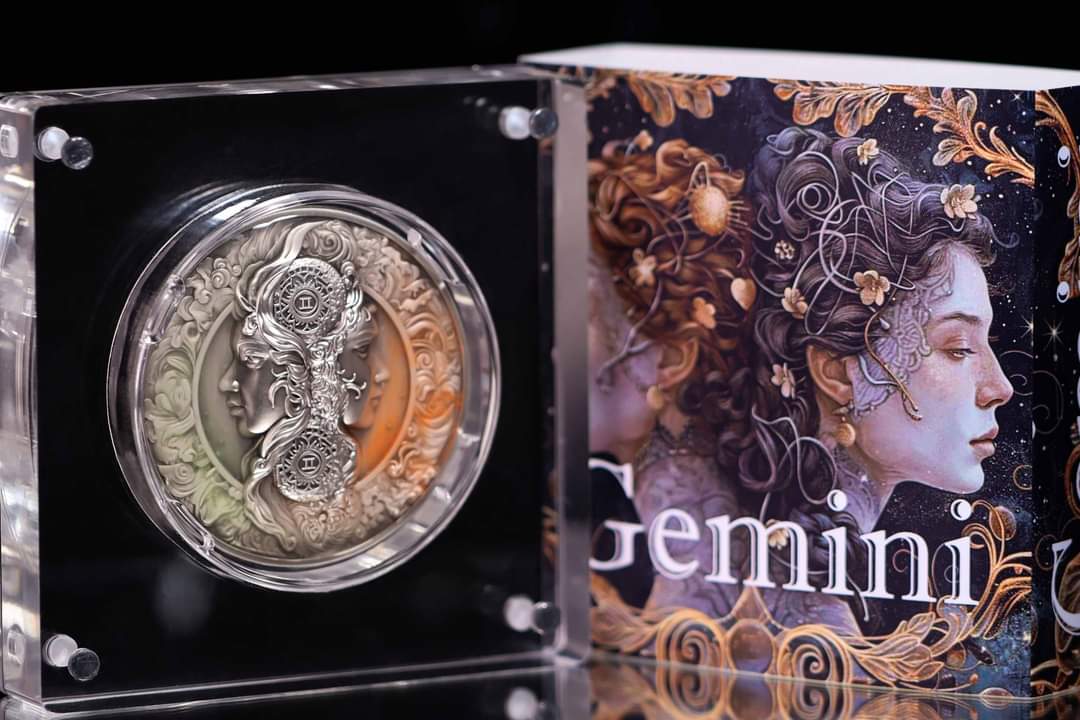 Niue Gemini 2024, 5oz Silbermünze*, Antik Color Glow in the Dark UV UHR, Nur 99 Stk.